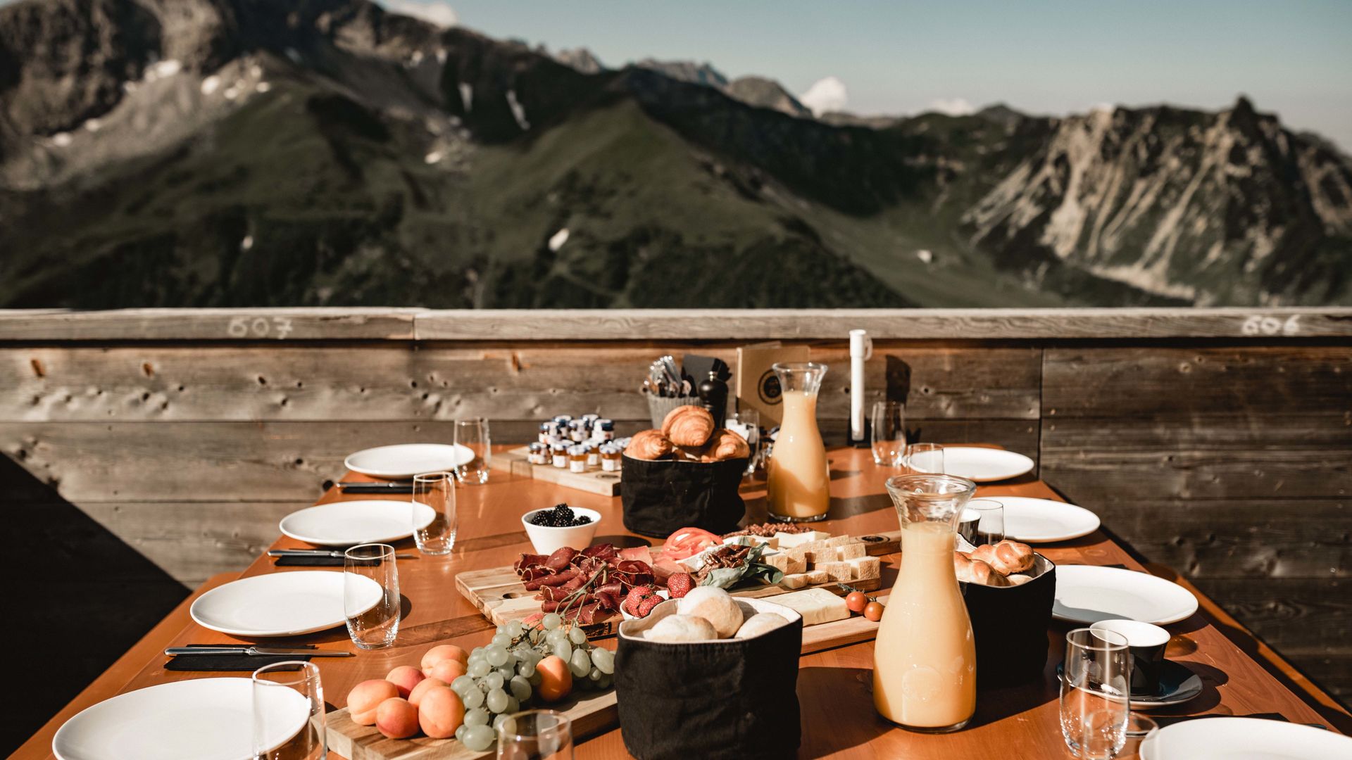 Essen auf einer Hütte