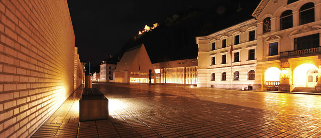 Regierungsviertel bei Nacht