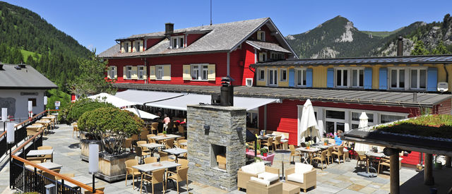 Alpenhotel Vögeli im Sommer