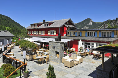 Alpenhotel Vögeli im Sommer